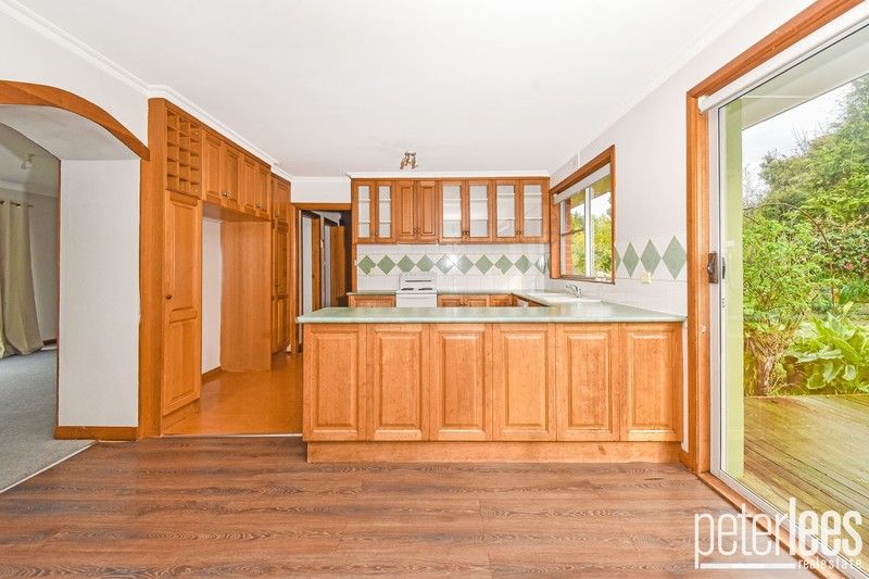 26 Kerran Crescent