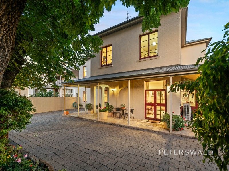 15/6 Stowell Avenue