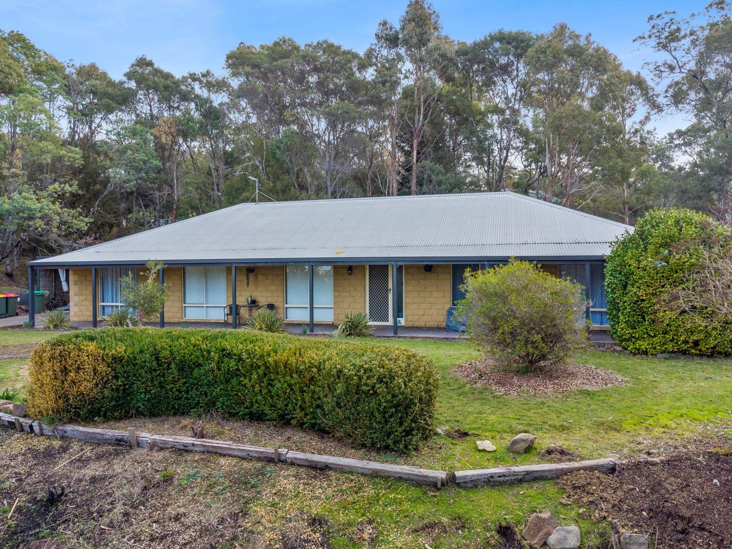 39 Blackstone Road