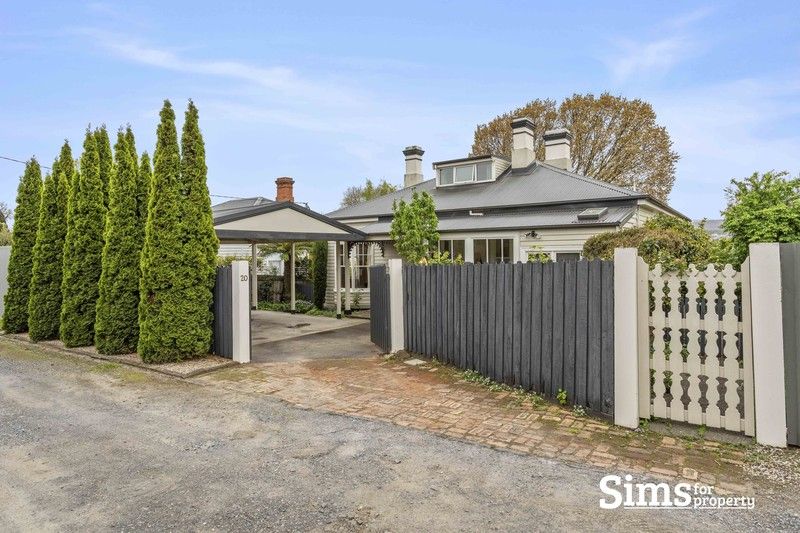 20 Erina Street