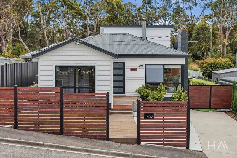 1/142 Outram Street