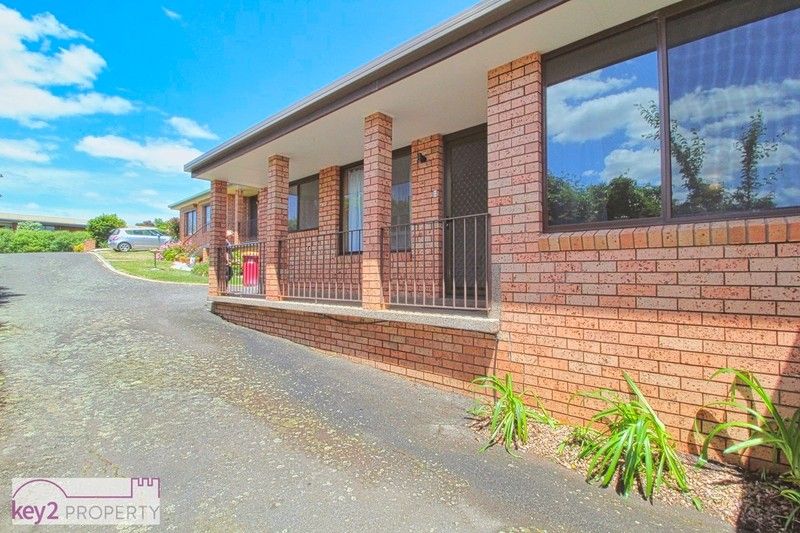 2/30 Rossmoyne Street