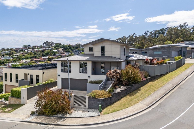 19 Leonard Street