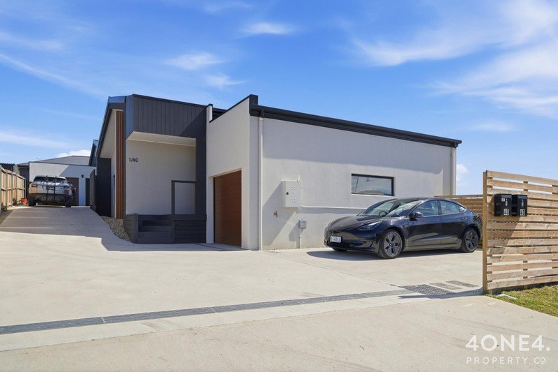 1/40 Emerald Drive