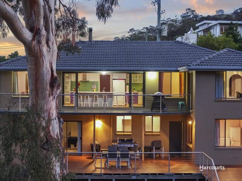 35 Oakleigh Avenue