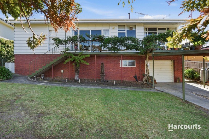 2 Selby Place