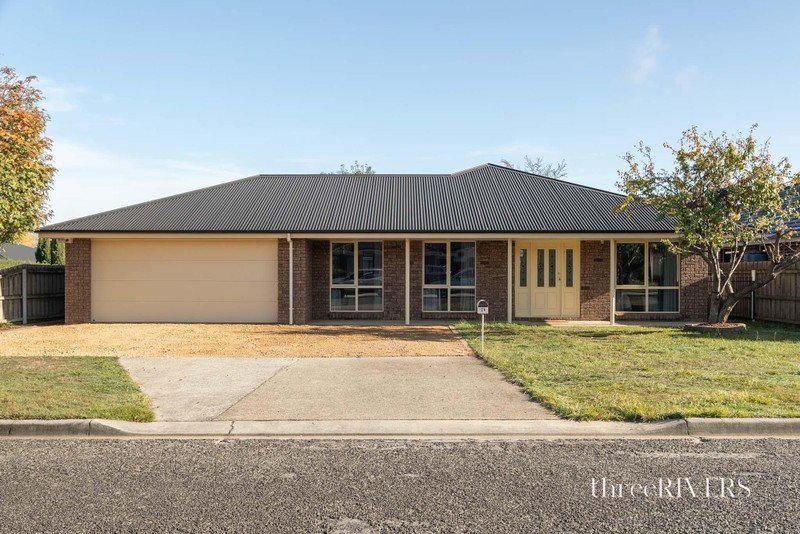 24 Scott Street
