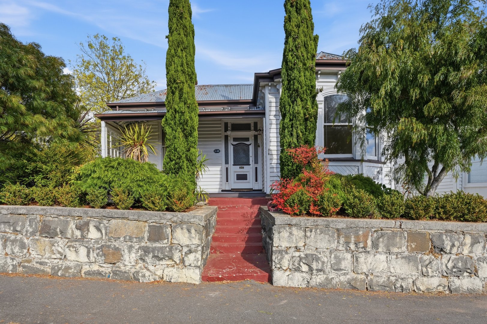 318 Wellington Street