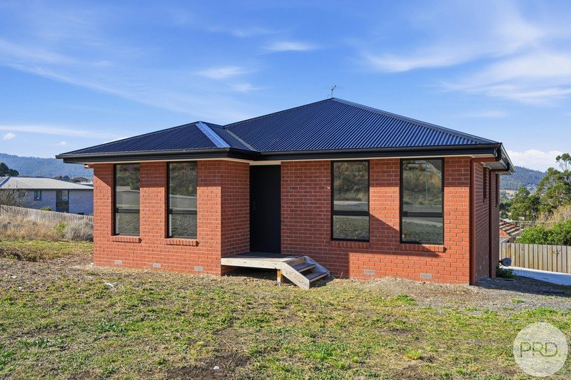 11 Atkins Street