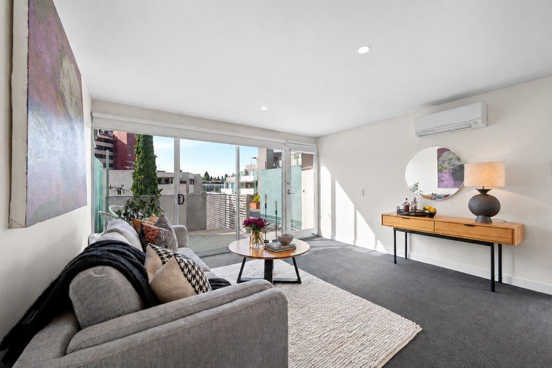 8/37-39 Campbell Street
