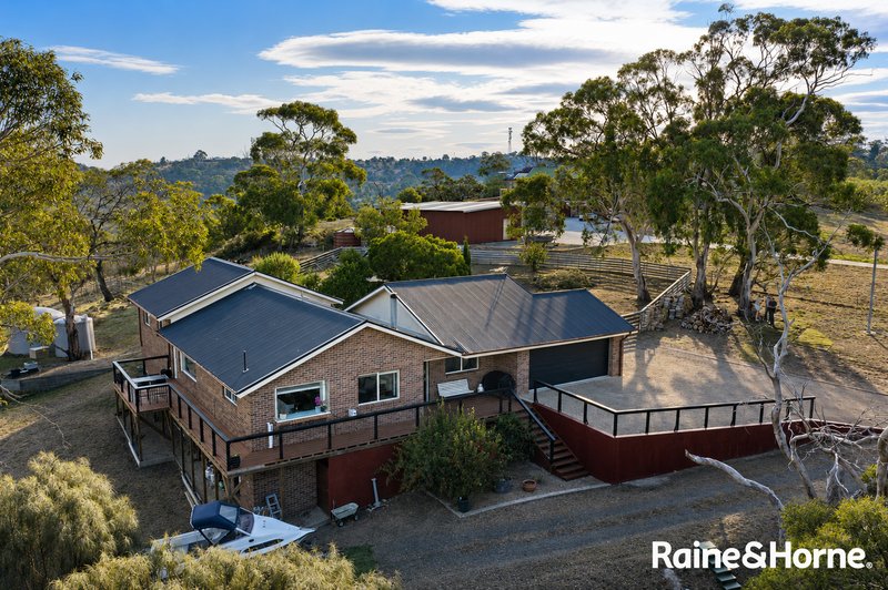 5 Jeannie Drive