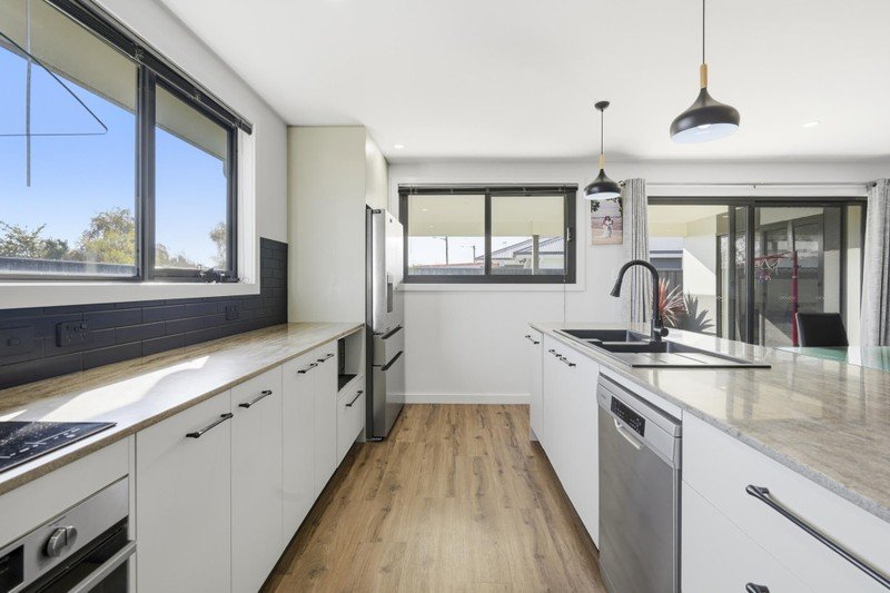 1/22 Frederick Street