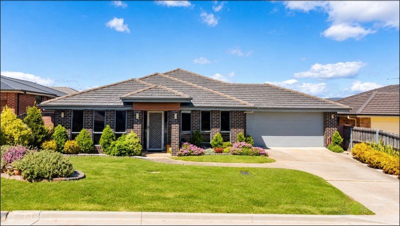 4 Malachi Court