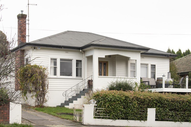 11 Robin Street