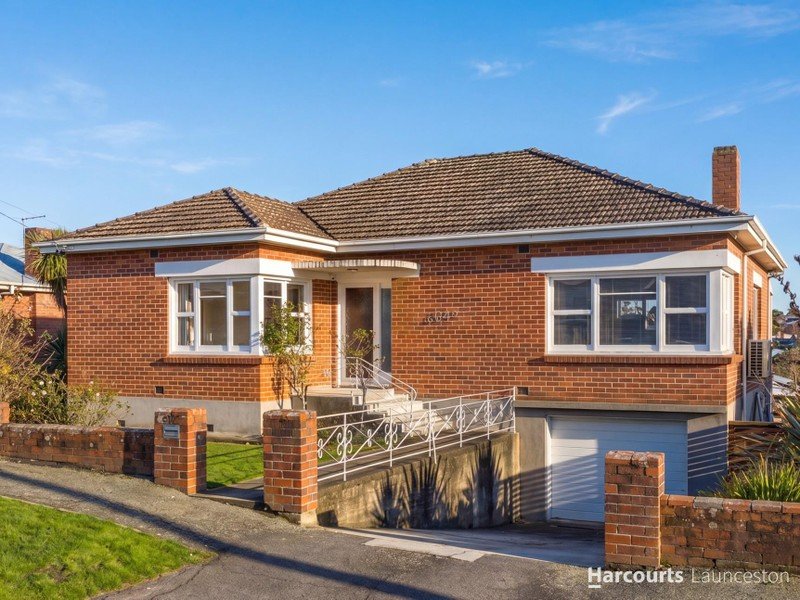 64 Riseley Street