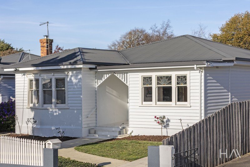 33 Como Crescent