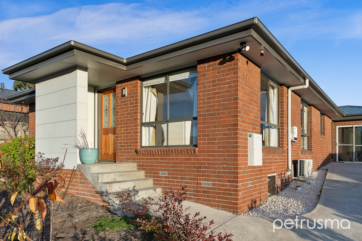 332 Redwood Road