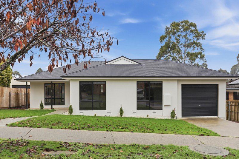 52 Poplar Parade