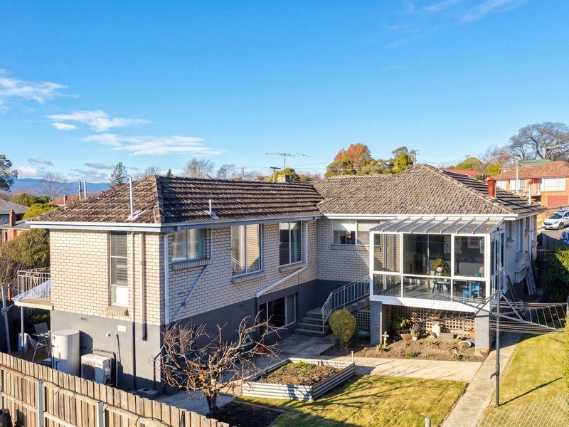 4 Guinness Court