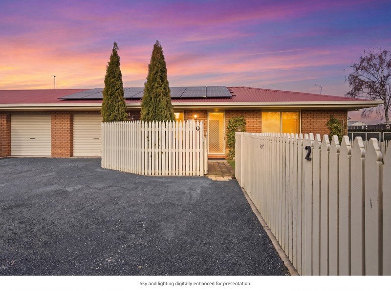 2/26 Laycock Street