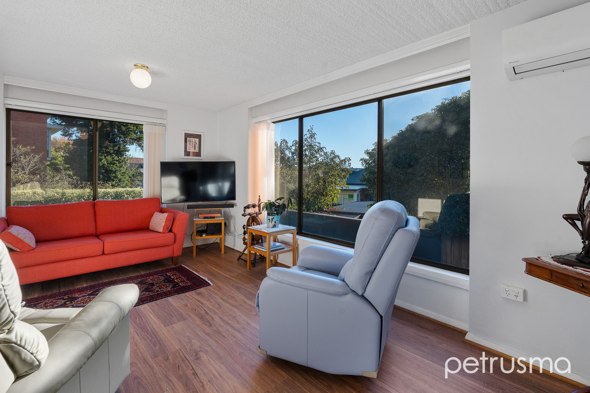 1/620 Sandy Bay Road
