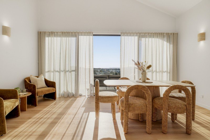 23 Beverley Hills Road