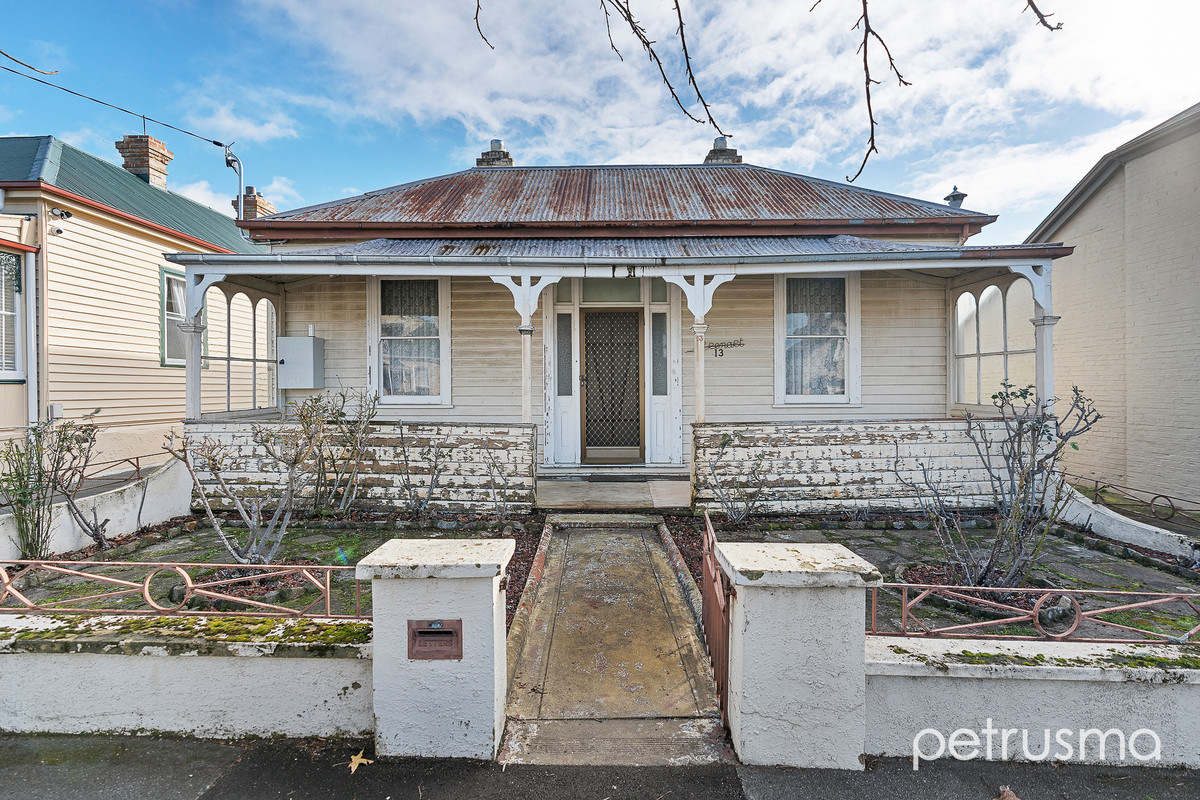 13 Lefroy Street