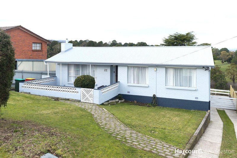 22 Crandon Crescent