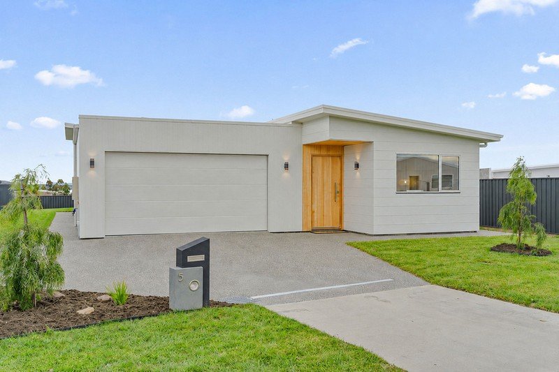 5 Parkside Place