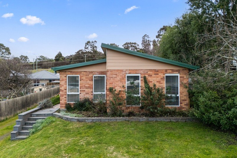 2/305 Penquite Road