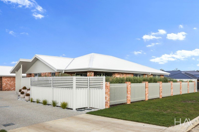 1/10 Haberfield Way