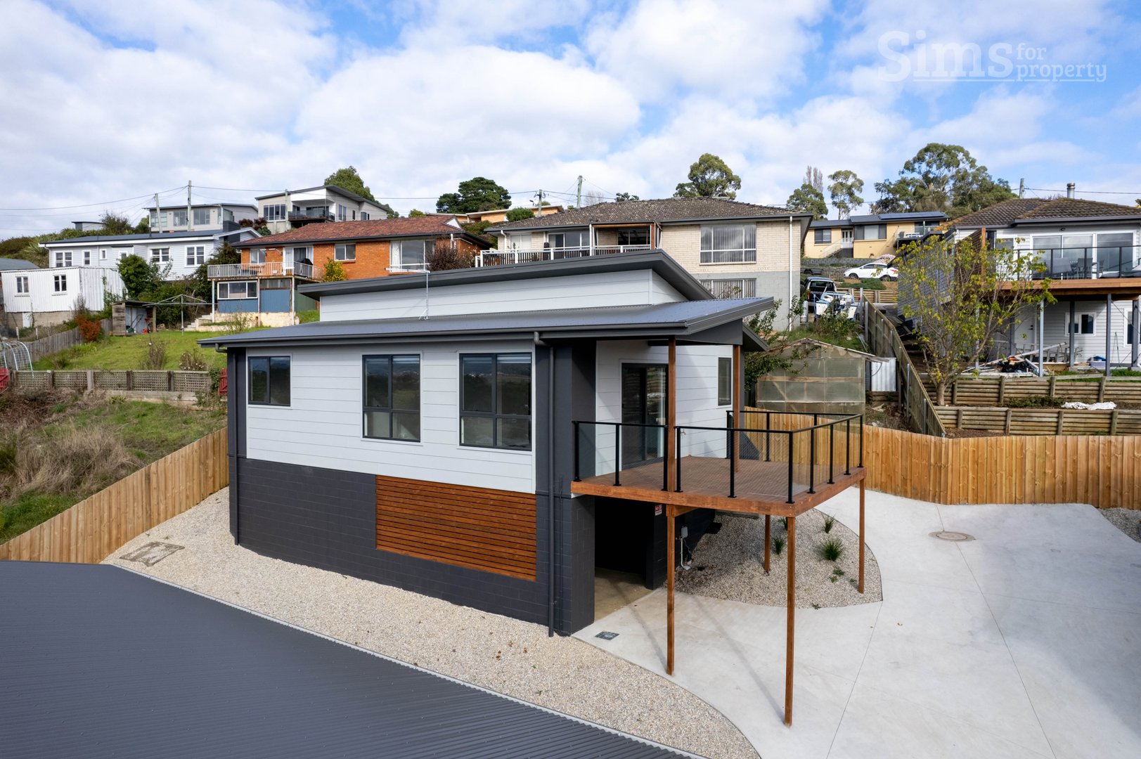 4/447 West Tamar Road