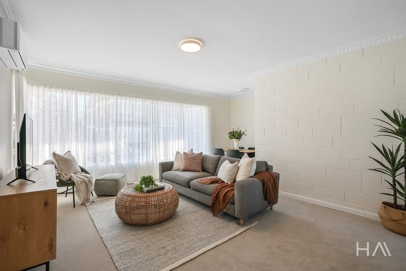8/3 Kenyon Street