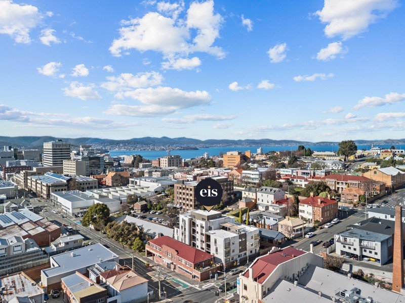 4/212 Collins Street
