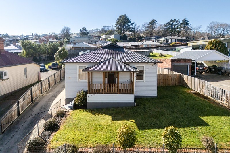 301 St Leonards Road